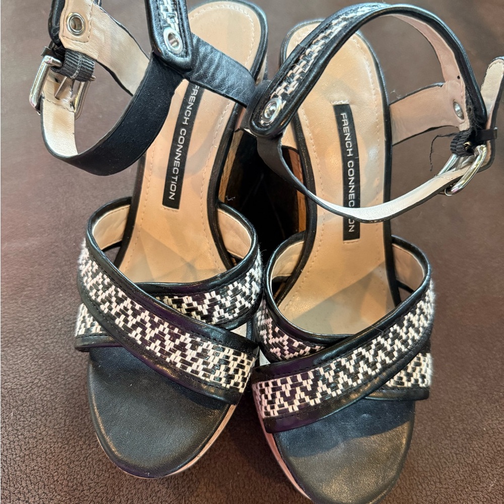 French Connection Black and White Zigzag Sandals
